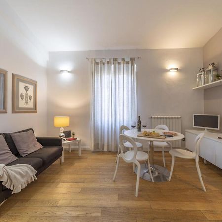 Bright Santa Croce Apartment Florenţa Exterior foto