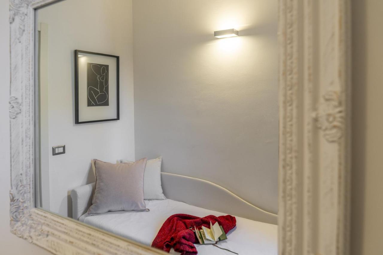 Bright Santa Croce Apartment Florenţa Exterior foto